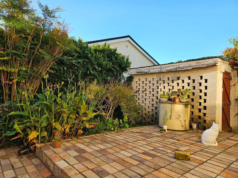 To Let 4 Bedroom Property for Rent in Grahamstown Eastern Cape